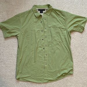 Men’s Quick-Dry Button-Down Travel Shirt